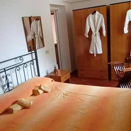 Casa Vacanze Da Cristina App C Hébergement de vacances